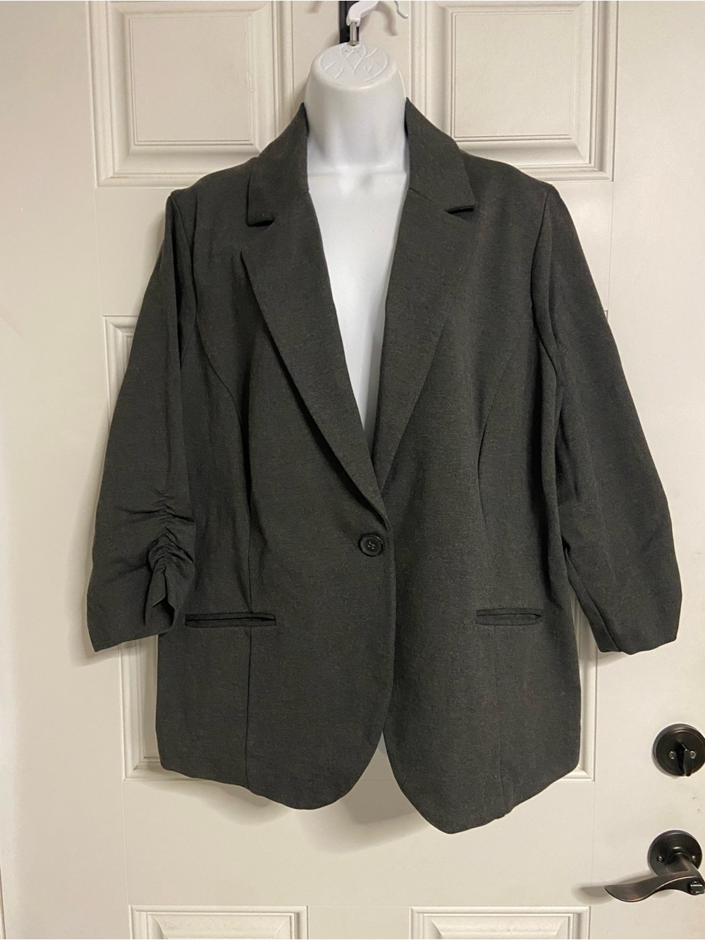 STUDIO 1 Dark Charcoal Gray STRETCH Ruched Sleeve Blazer Jacket
